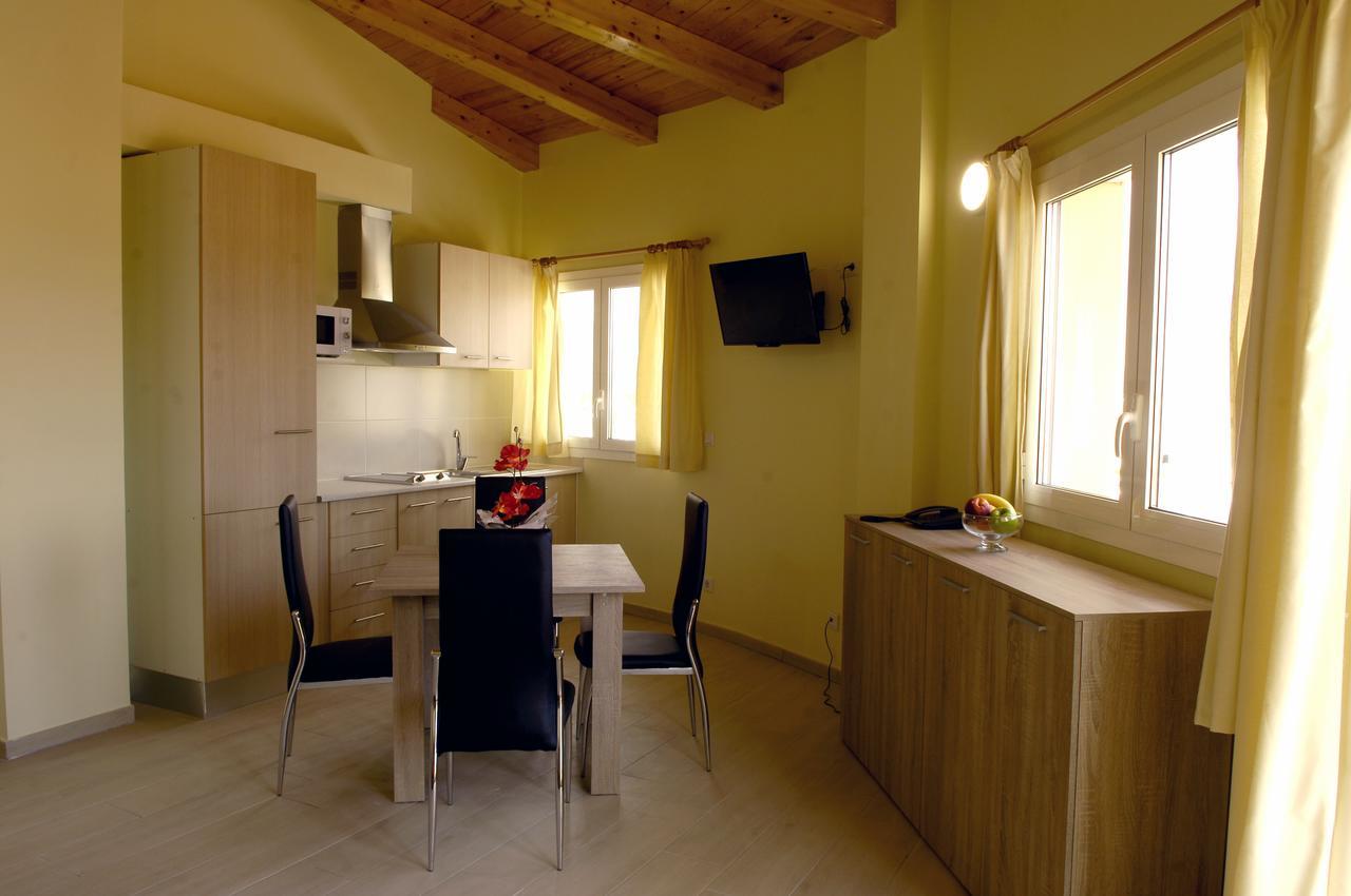 Apartamentos Giuliano Empuriabrava Εξωτερικό φωτογραφία