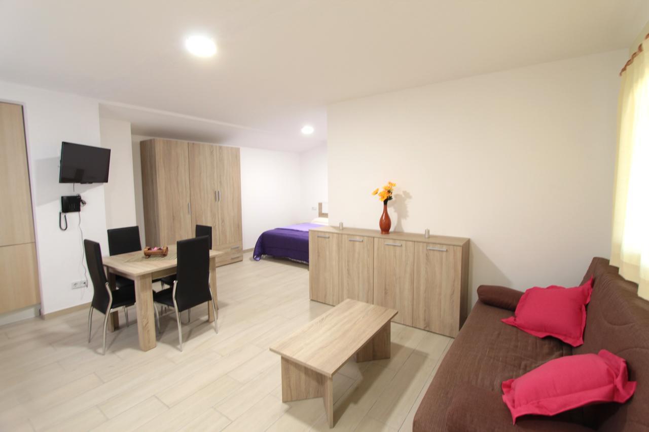 Apartamentos Giuliano Empuriabrava Εξωτερικό φωτογραφία